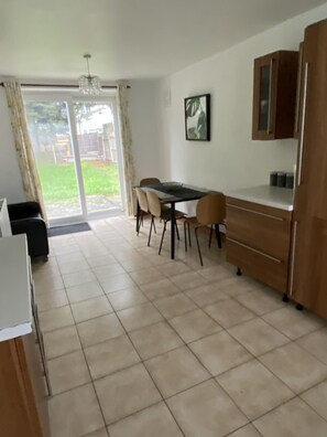 Interior - Greater London cosy Home with excellent transport links (West Drayton)