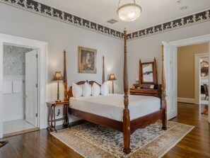 Room 3 | Hypo-allergenic bedding, individually decorated, individually furnished - The Verandas (Wilmington)