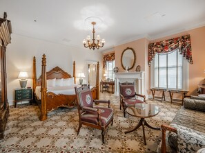 Room 4 | Hypo-allergenic bedding, individually decorated, individually furnished