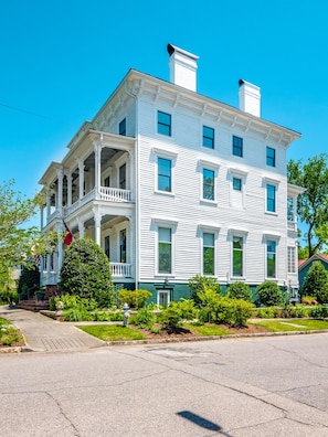 Exterior - The Verandas (Wilmington)