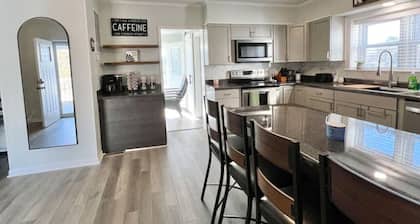 Mins from PTI Airport/Triad Park/market