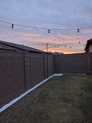 Property grounds - SuperBowl Vacation Home 1/4 mile from StateFarm Stadium  (Glendale)