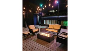 Terrace/patio - City View Roof Top with FirePit (3A) (Richmond)