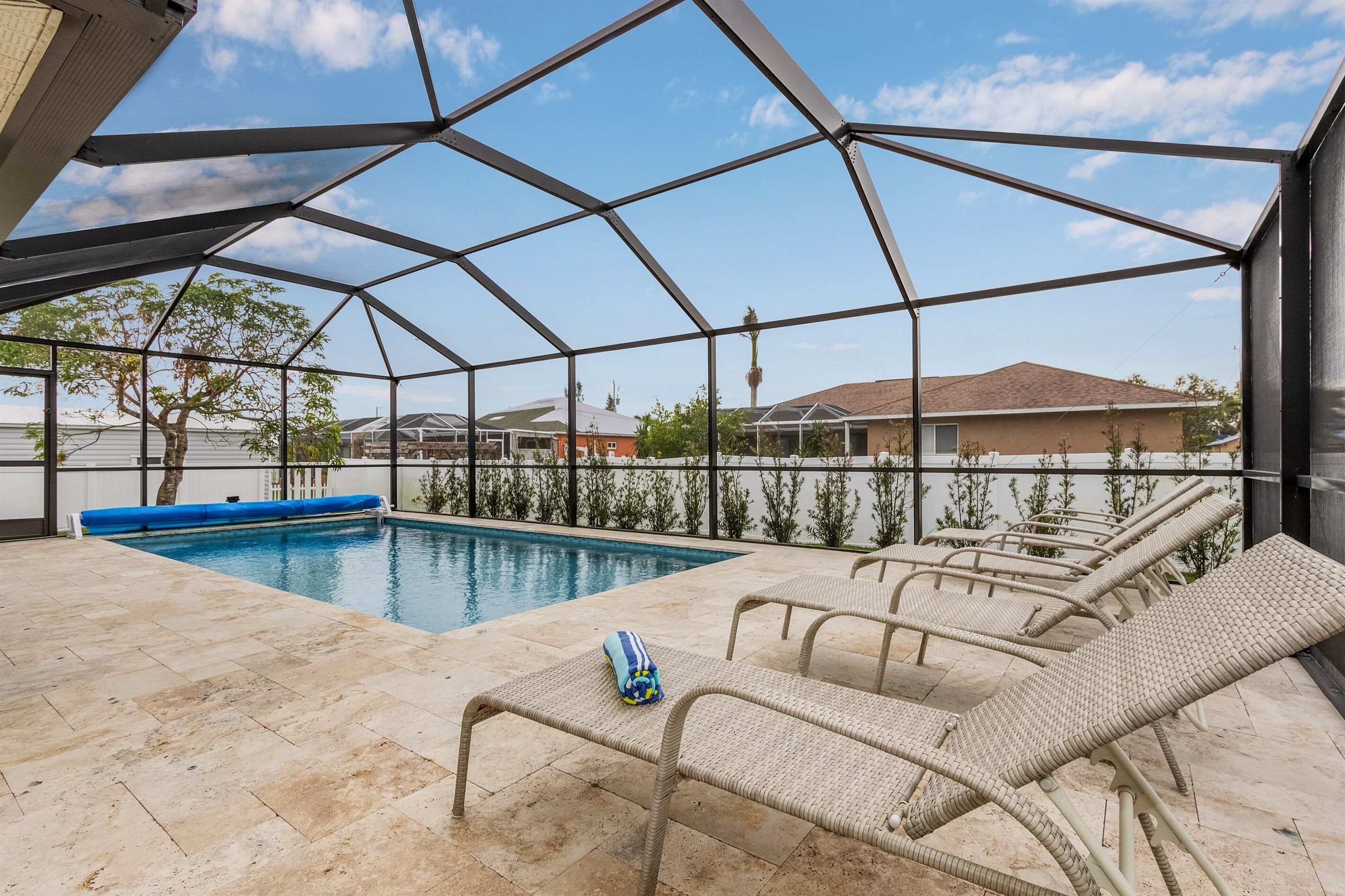 Sunshine Cove - Workspace, Heated Pool & Game Room