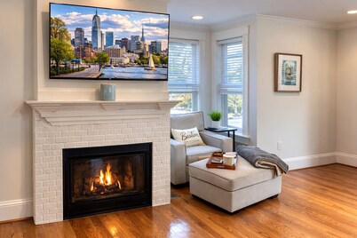 3 Bed Moreland St · Stunning 3+BD Under 10 mins to BOS w/parking & W/D