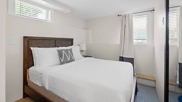 Desk, iron/ironing board, travel crib, WiFi