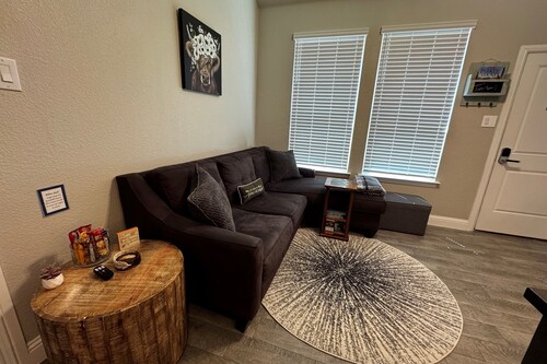The Good Life - Your Private Retreat with Hot Tub