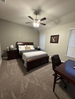 1 bedroom, desk, iron/ironing board, free WiFi