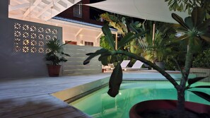 Piscine extérieure