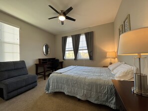 4 bedrooms, desk, iron/ironing board, WiFi