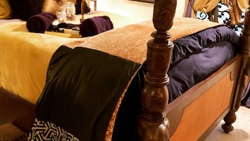 3 bedrooms, iron/ironing board, bed sheets