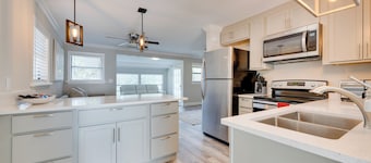 Apopka Home w/ Yard & Grill Near Wekiwa Springs!