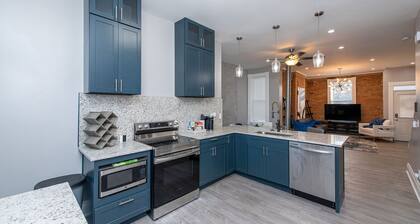The Incline Suite 2