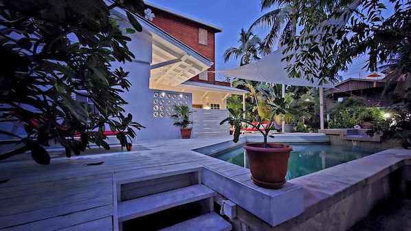 Piscine extérieure