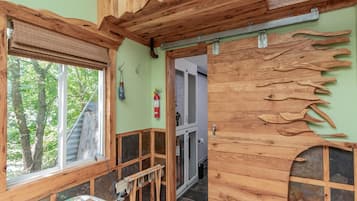 1 dormitorio, escritorio, wifi gratis y ropa de cama