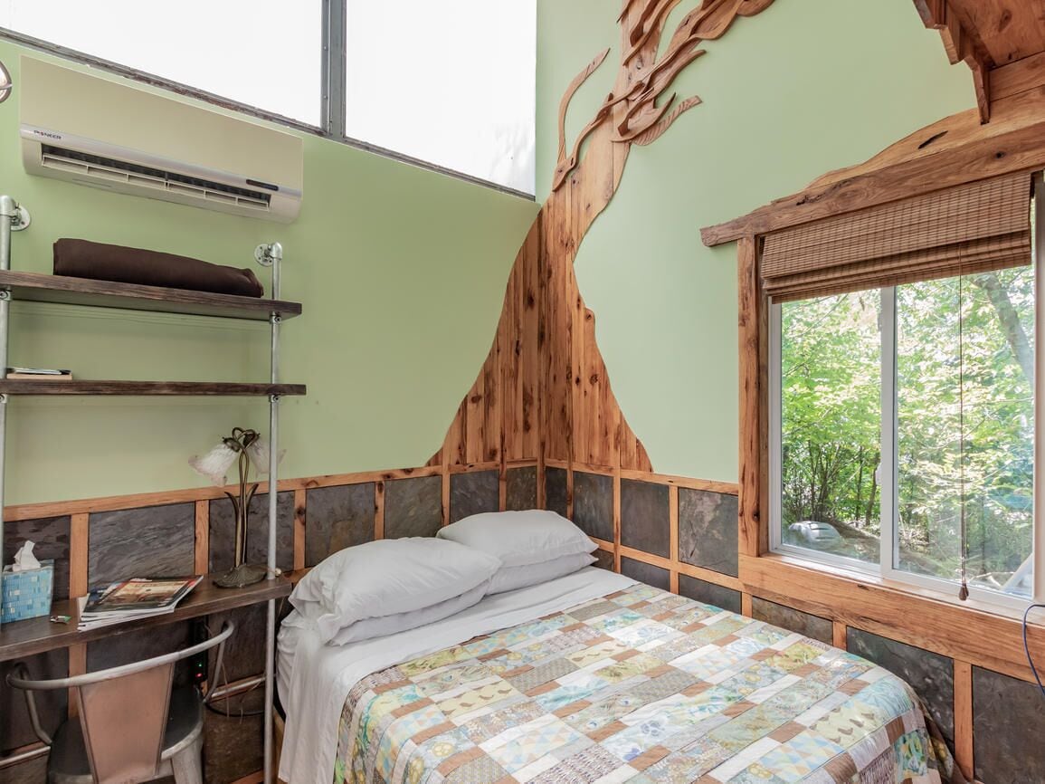 1 bedroom, desk, WiFi (free), bed sheets