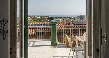 M316 - Marcelli, delightful three-room apartment with sea view