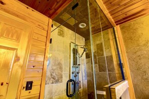 Free toiletries, hair dryer - The Perch at Panguitch Lake - Best Cabin on the Lake! (Panguitch)
