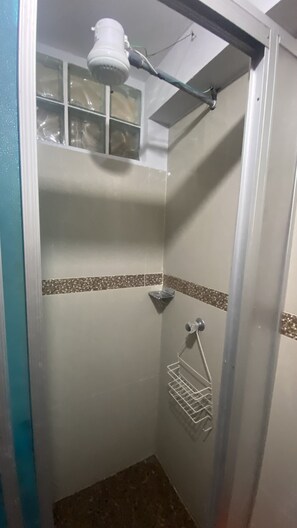 Departamento básico | Baño