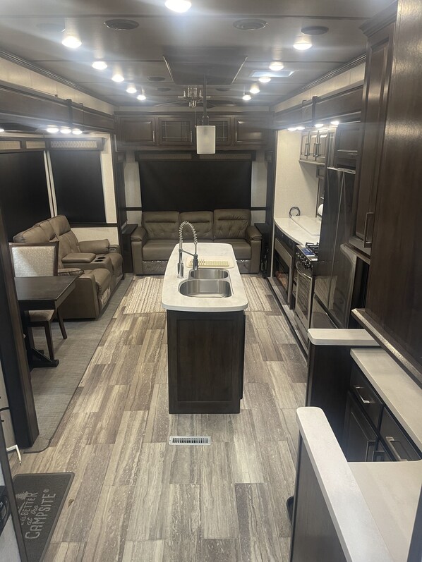 Interior - We tow to your Destination within 75 Miles of Buna TX. 77612 (Buna)