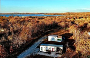 Exterior - Tiny White: Twin Lake Tiny Homes of Okmulgee (Okmulgee County)