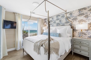 3 habitaciones, tabla de planchar con plancha, wifi y ropa de cama