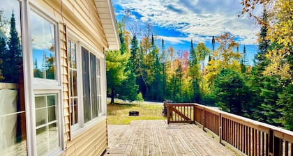 Classic Cozy Cottage centrally located for your fall color explorations!