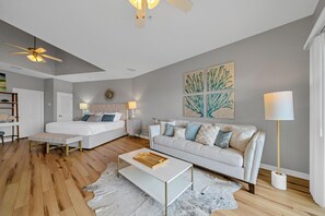 3 soverom, strykejern/-brett, wi-fi og sengetøy