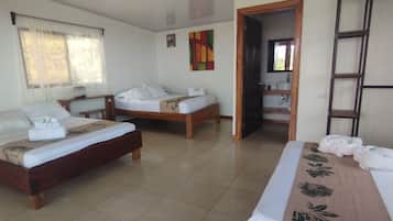 2 bedrooms, desk, free WiFi, bed sheets