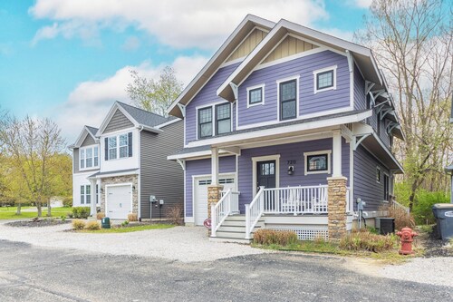 Blueberry Beach House indoor pool, hot tub