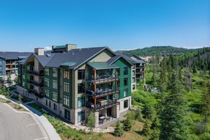 Exterior - Timber Fox 2405 | Hot Tub & Mtn Views | Stay in Style (Winter Park)