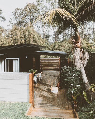 Luxury Tiny home, Outdoor bath, Infrared Sauna, Fire pit