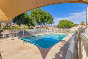 Pool - San Michelle Luxury Escape -Mesa (Mesa)