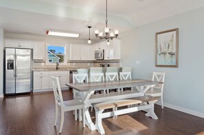 Dining - Coastal Luxury | Hot Tub • Game Room • Pool (Corolla)