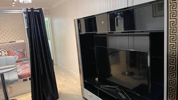 1 Schlafzimmer, Schreibtisch, Bügeleisen/Bügelbrett, kostenloses WLAN