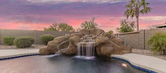 San Tan Super Sparkling Pool/Slide Home!  30 Night Min.