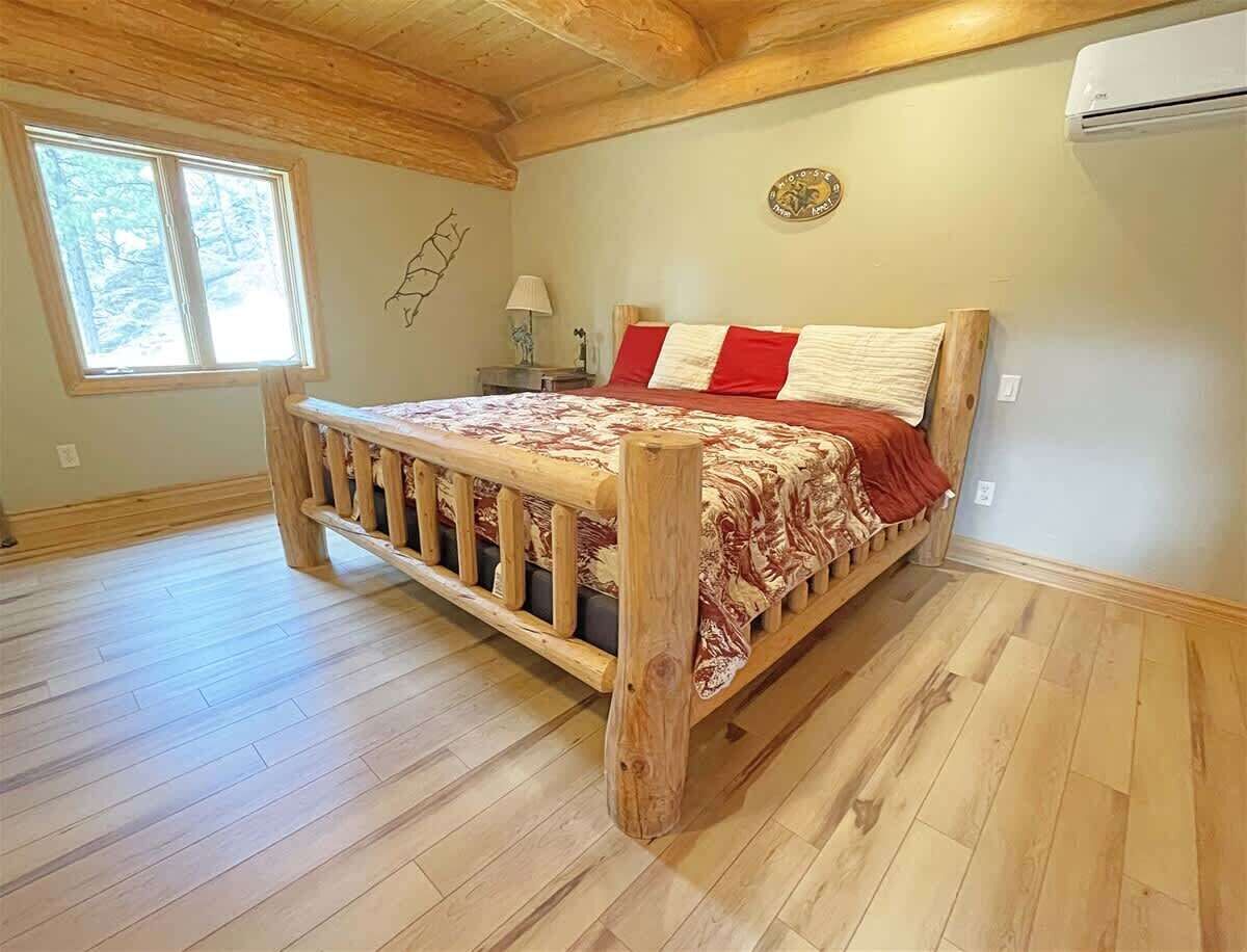 3 chambres, fer et planche à repasser, Wi-Fi, draps fournis