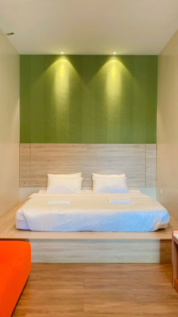 Deluxe Room | Blackout curtains, soundproofing, iron/ironing board, free WiFi - Durian Hill Villa (Gua Musang)