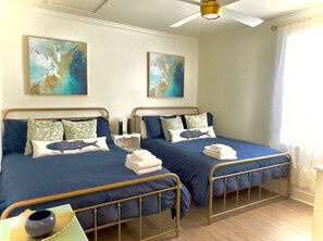 2 bedrooms, iron/ironing board, travel cot, free WiFi