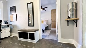 2 sovrum, skrivbord, wi-fi och sängkläder