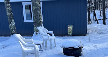 Lower level, cozy, dog friendly chalet in a wooded location-3 blocks from skiing