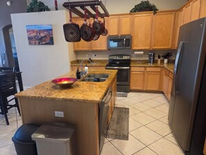 Fridge, microwave, oven, stovetop - Backyard Oasis near downtown (Chandler)