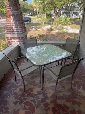 Outdoor dining