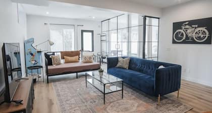 NYC Loft Inspired âą12 mins to WEM âąVintage arcade