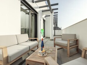 Terrace/patio - Sevilla Luxury Penthouse in Triana -terrace, communal pool and private parking (Sevilla)