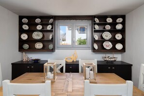 Dining - Beachfront Blue Canvas Villa , Seaview (Perissa)