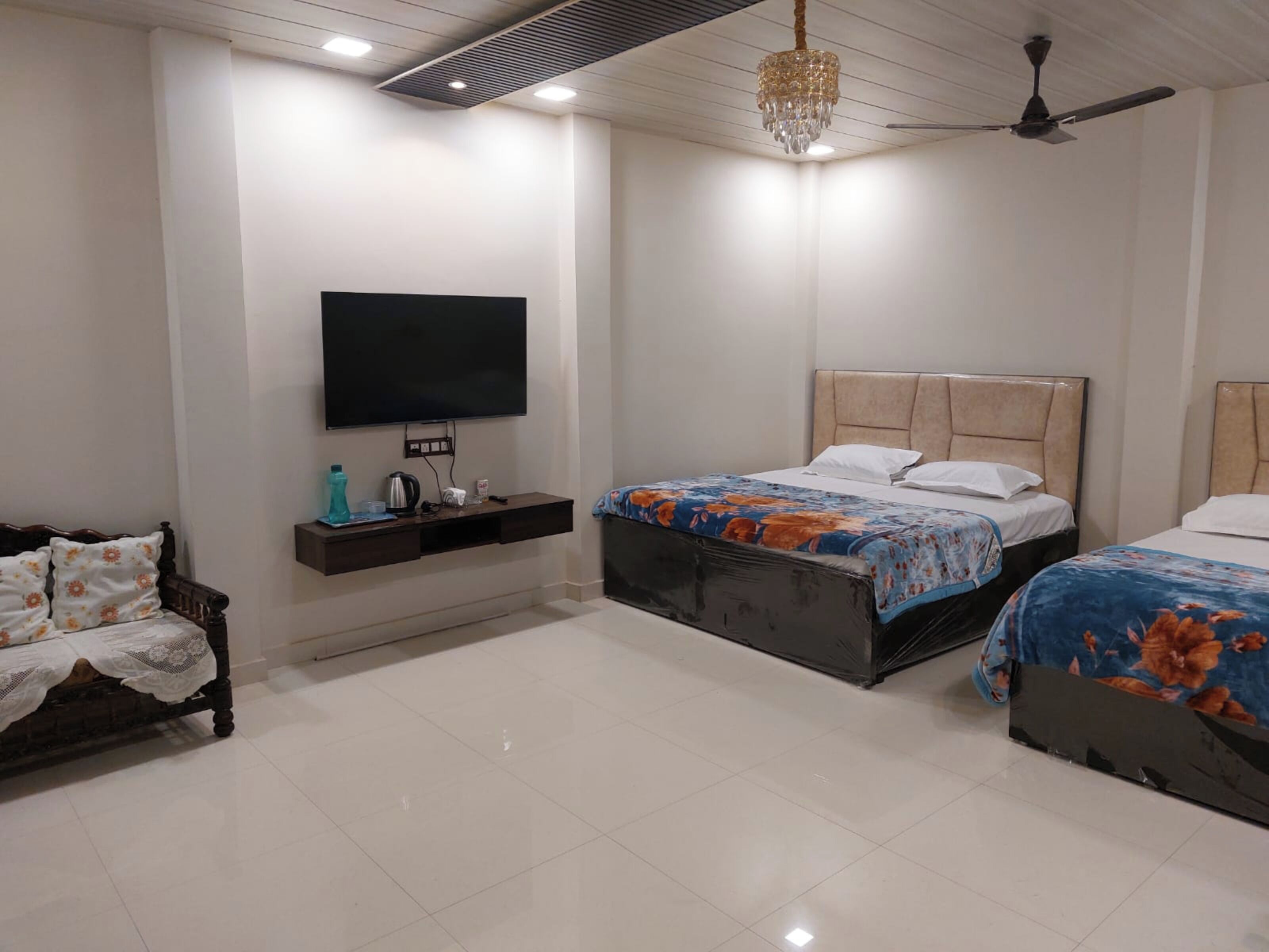 Memory-foam beds, individually decorated, individually furnished, desk