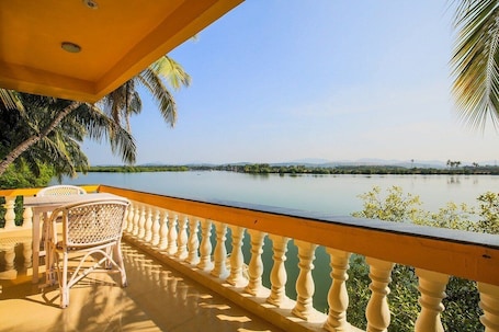 Superior Double Room | Balcony