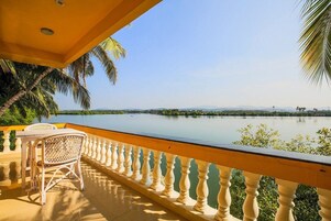 Superior Double Room | Balcony