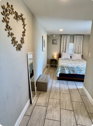 1 bedroom, WiFi, bed sheets